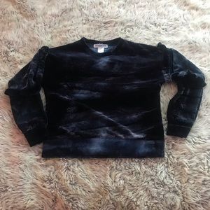 Ruffle Sleeve Velvet Sweatshirt